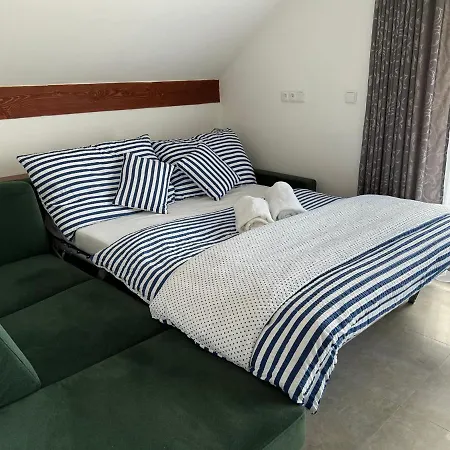 Apartment D5 *